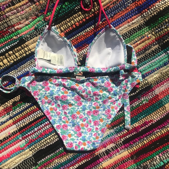 Abercrombie and Fitch Swim Bikini - Picture 2 of 5